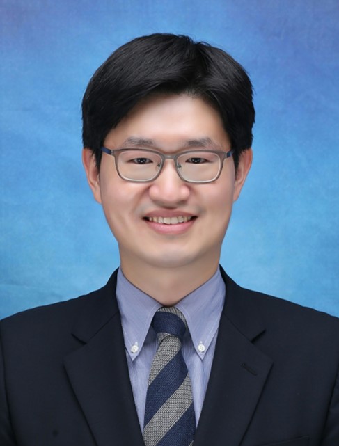 김현식 교수님 사진